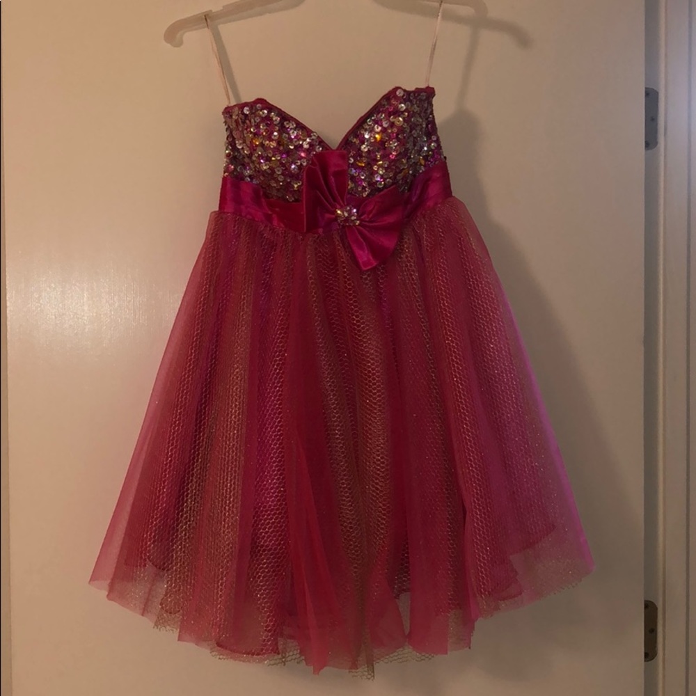 Above knee dress